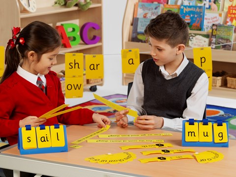 Phase 3 Phonics Set