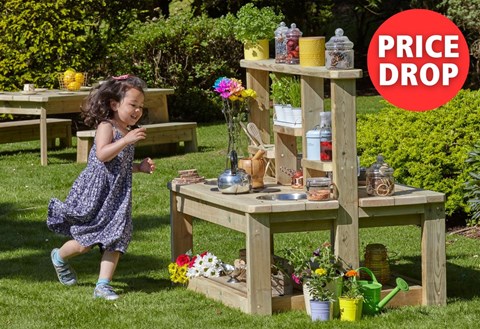 Island Mud Kitchen